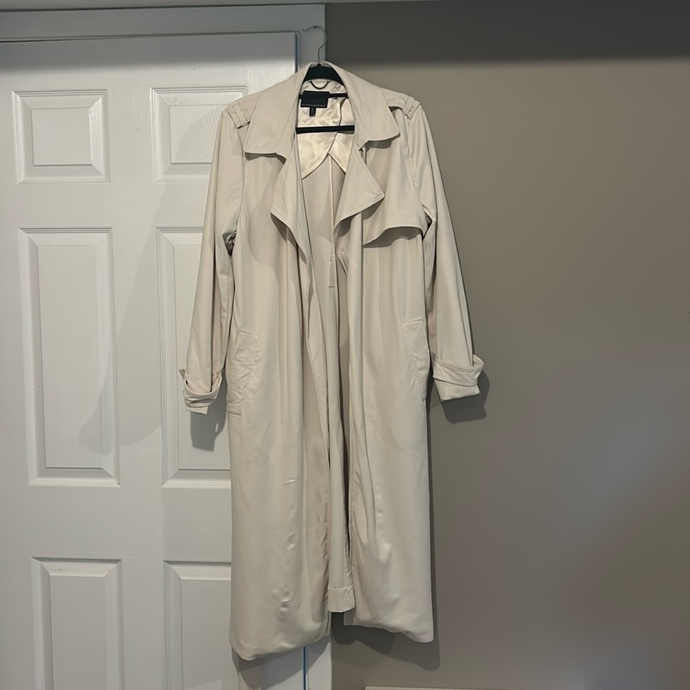 Banana Republic Tench coat | cream